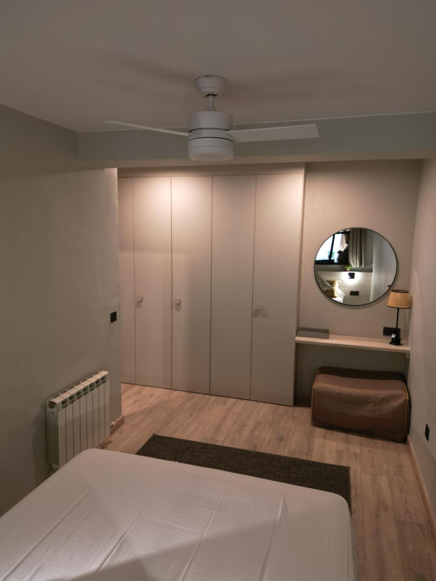 Apartaments Turistics Cardona III 外观 照片